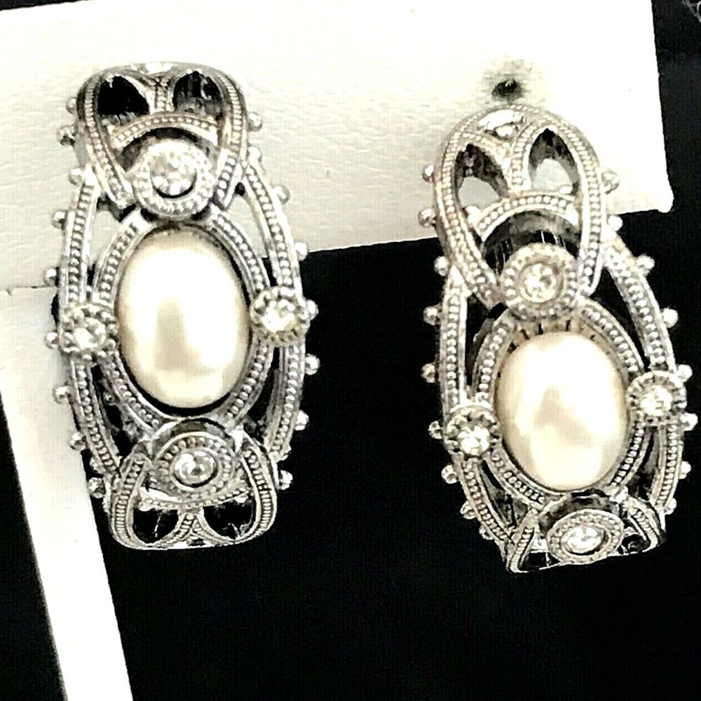 Vintage 1980s Marvella Faux Pearl Crystal Earrings Silver Tone Clip - 6Q